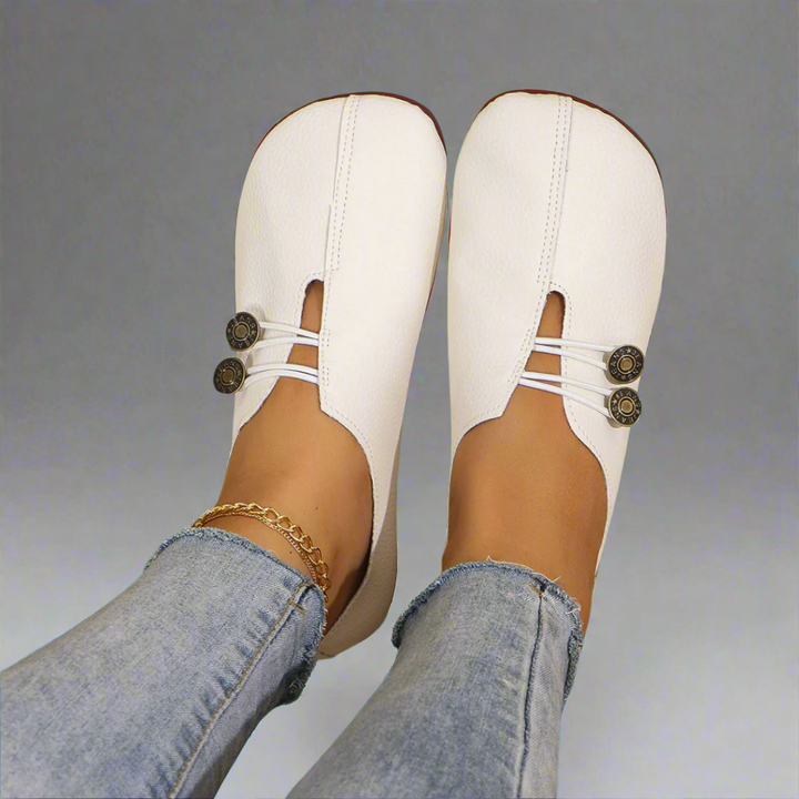 Kreszentia | Moccasins