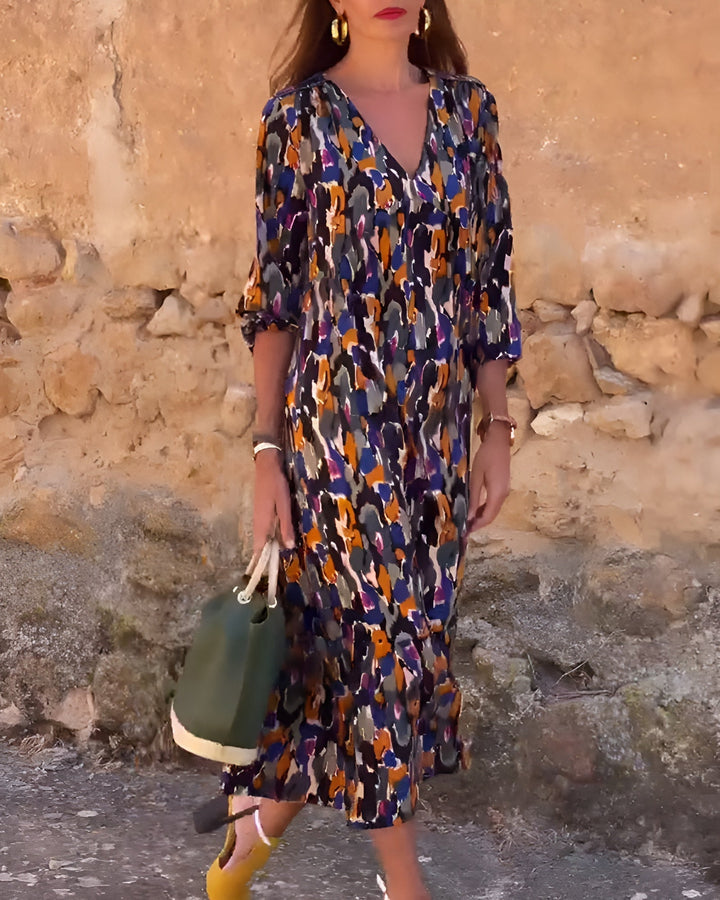 Nathalie | V-neck dress with retro pattern