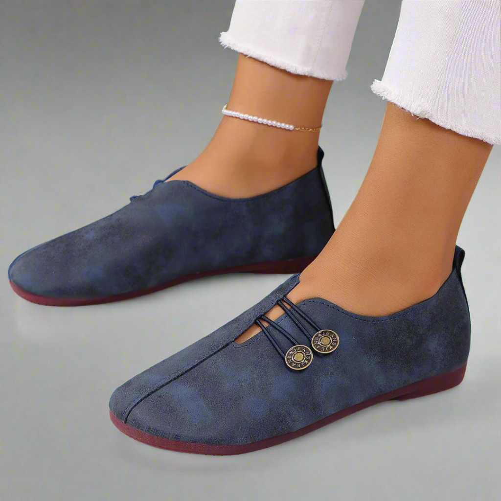 Kreszentia | Moccasins