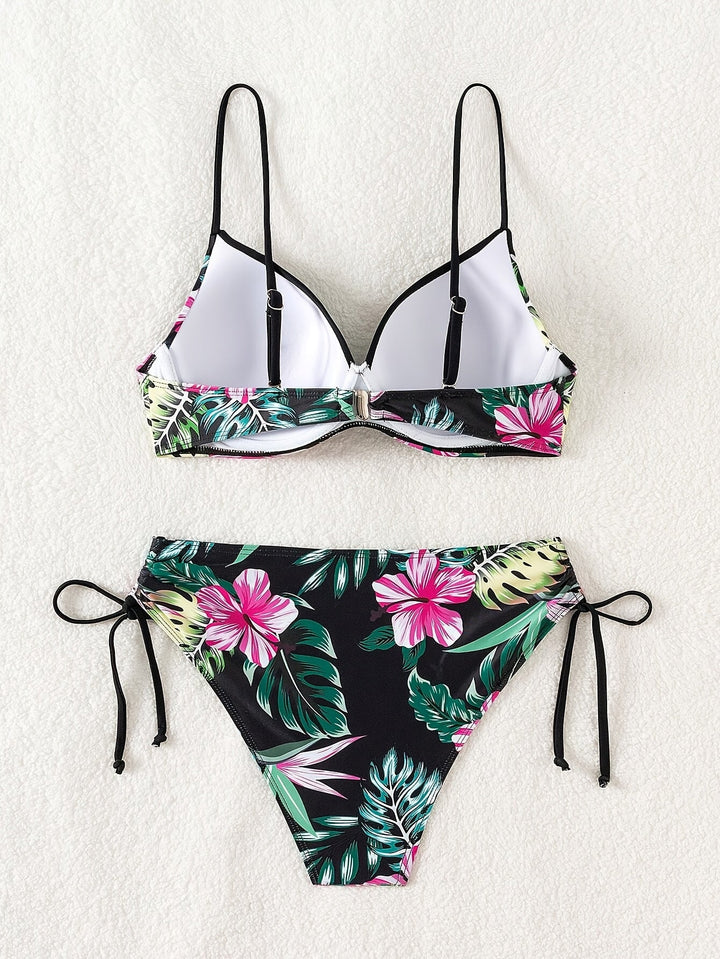 Fiora | Sculpting Bikini with Underwire and Tropical Floral Pattern for Summer