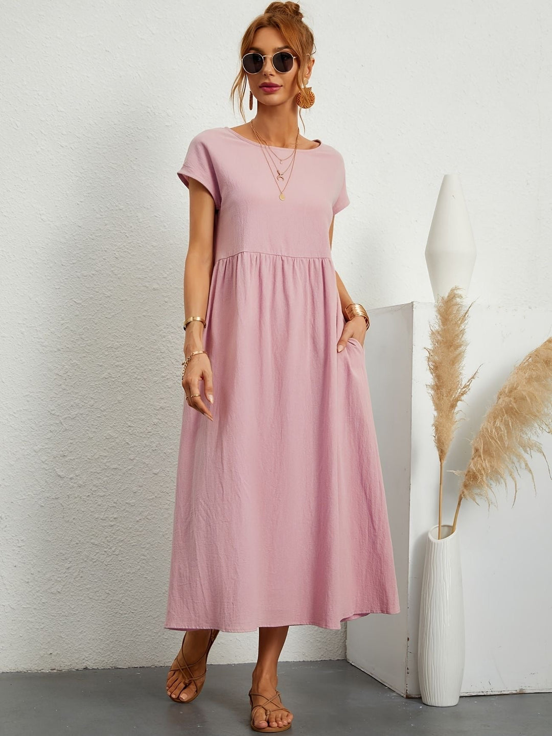 Camille - Dress with Round Neckline