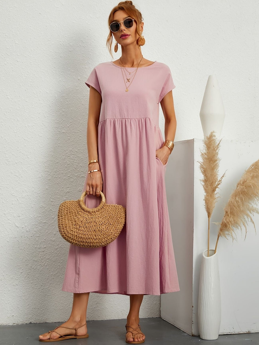 Camille - Dress with Round Neckline