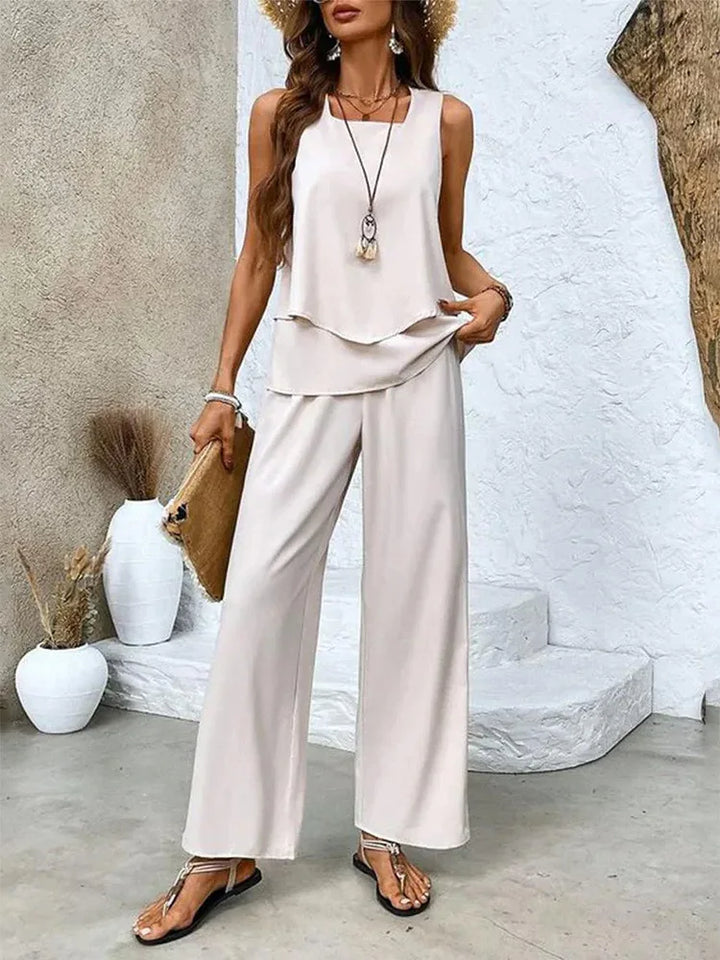 Elisa | Light and elegant summer outfit