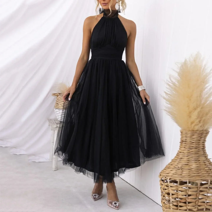 Coraline  - Elegant Sleeveless Dress