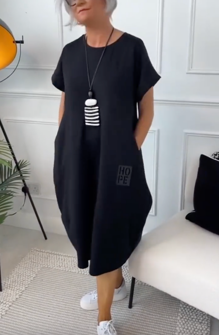 Zuzanna | Flowy Summer Dress with Round Neck