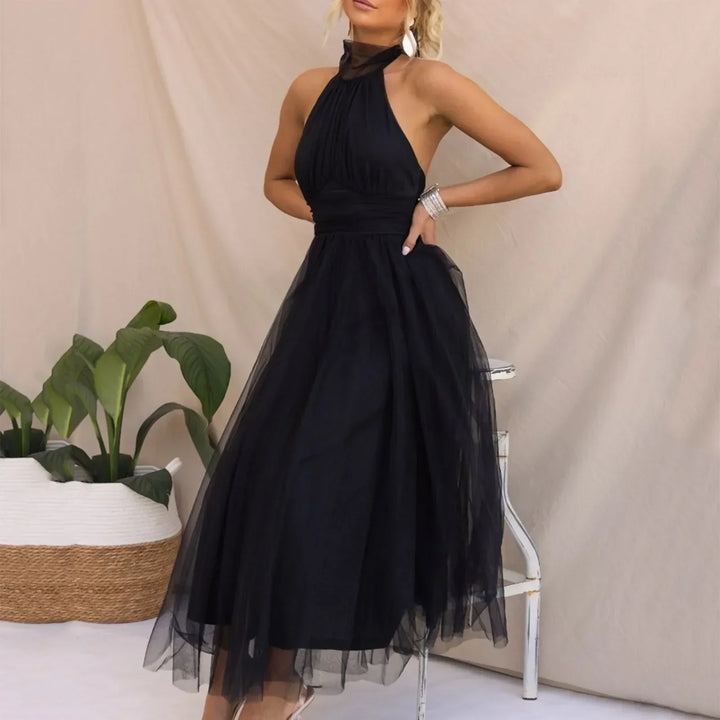 Coraline  - Elegant Sleeveless Dress