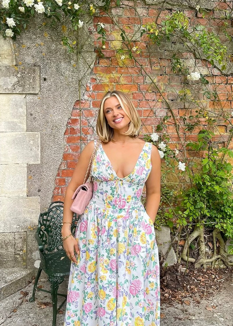 Elegant Summer Rosea Dress