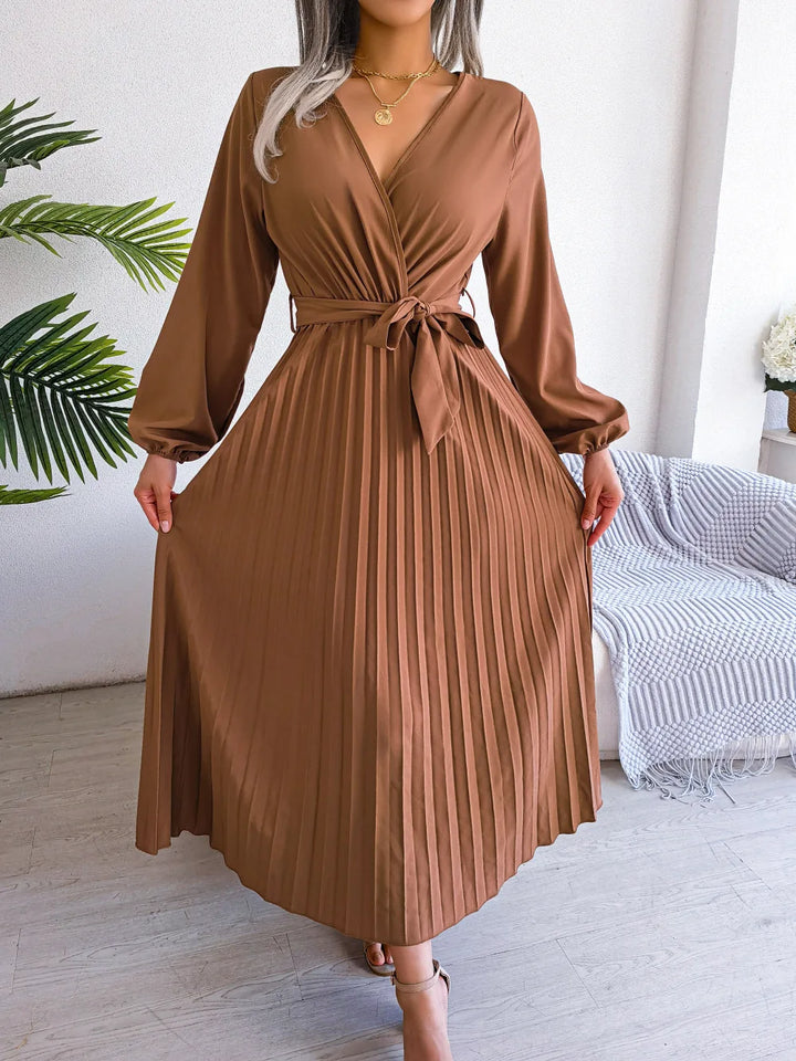 Daisy - Women's V-Neck Pleated Maxi Dress Long Sleeve