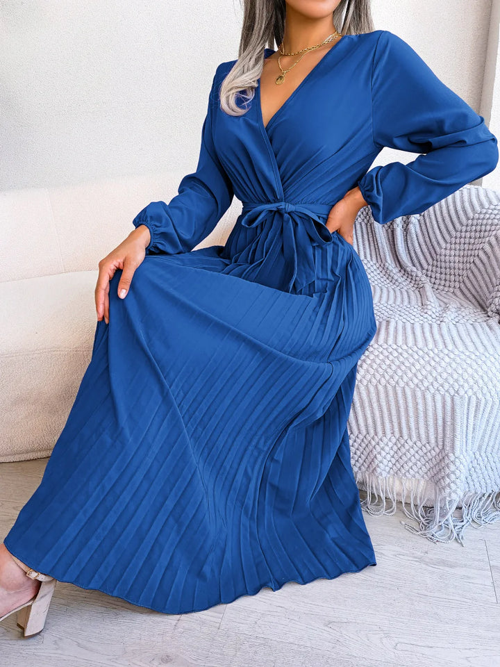 Daisy - Women's V-Neck Pleated Maxi Dress Long Sleeve