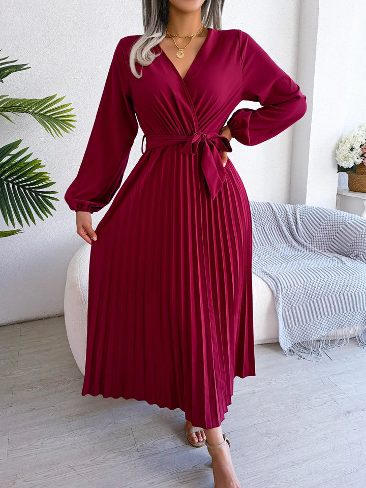 Daisy - Women's V-Neck Pleated Maxi Dress Long Sleeve