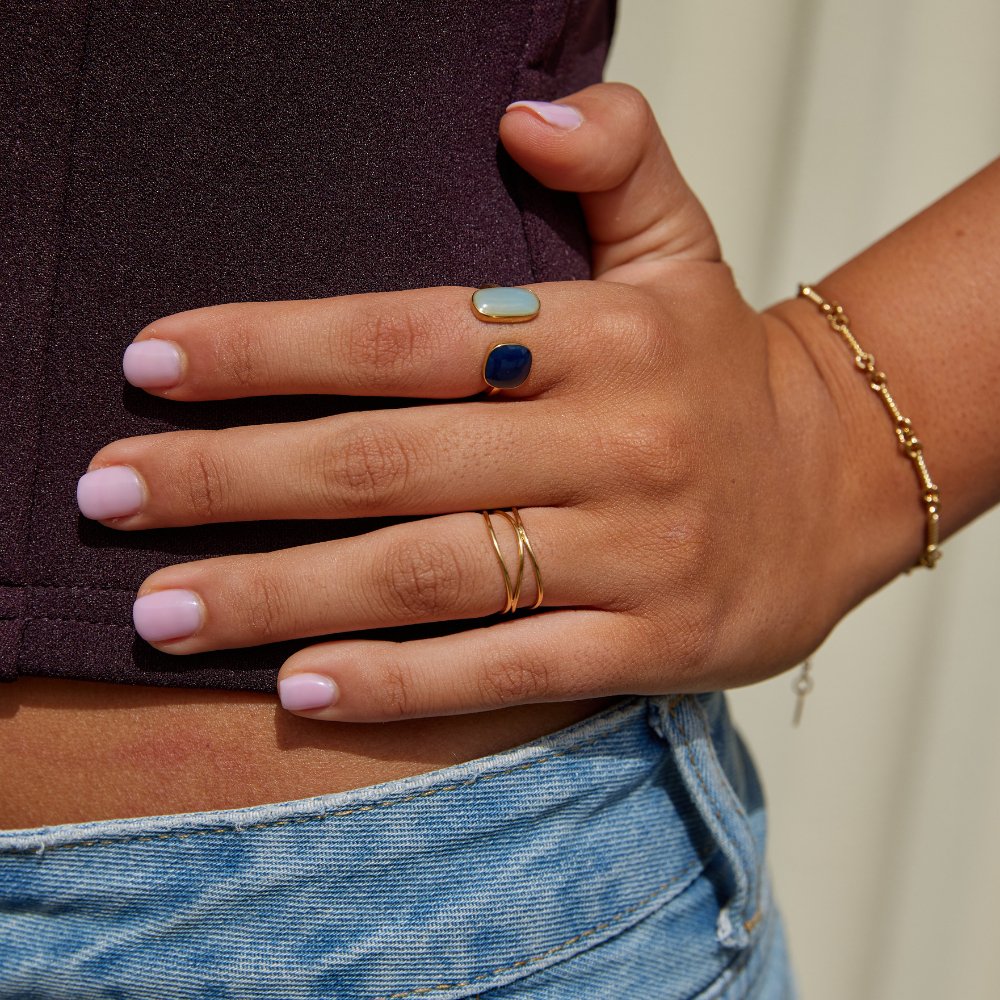 Enveloping Ring with Aquamarine