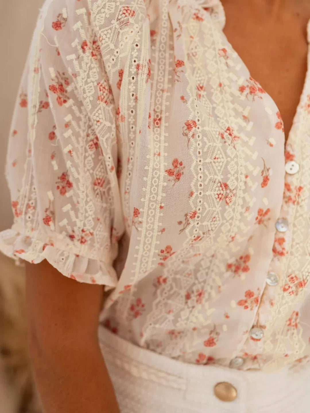 ELINA  | The Flower Blouse