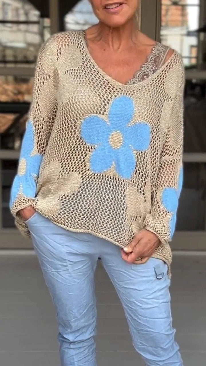 V-neck knitted blouse with floral pattern