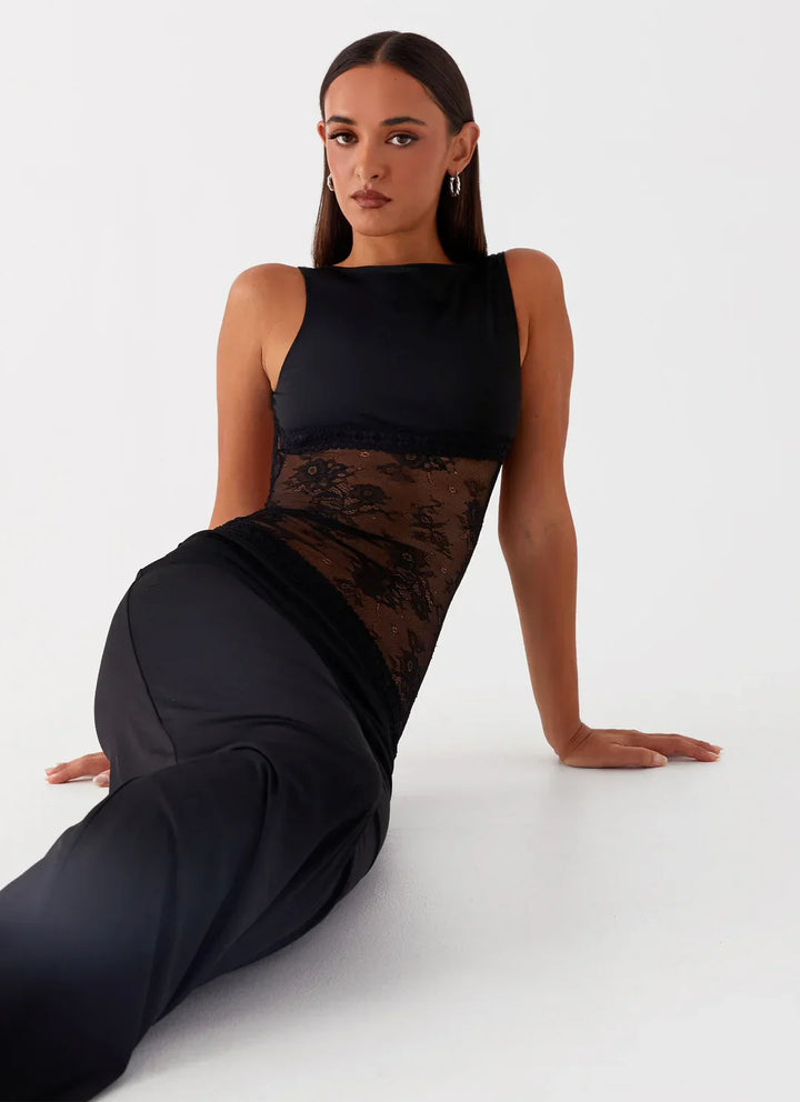 GIULIA  | Elegant Long Dress with Sophisticated Details