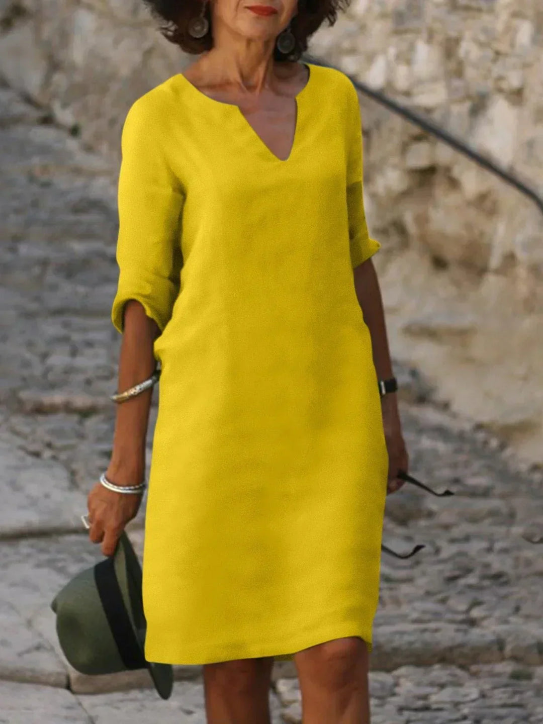 Saoirse - V-Neck Dress that Conceals the Belly